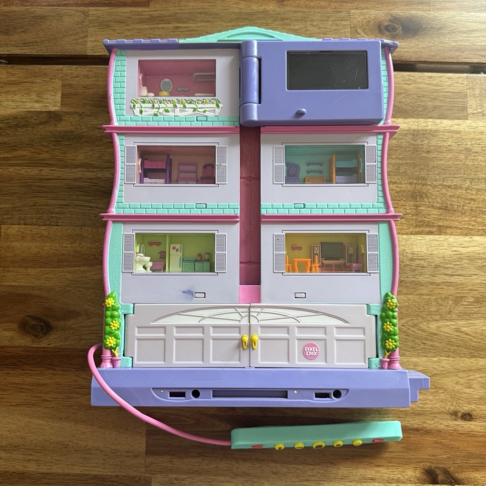 Pixel Chix Roomies Apartment House Interactive Toy‎ 2006 BROKEN AS IS FOR PARTS